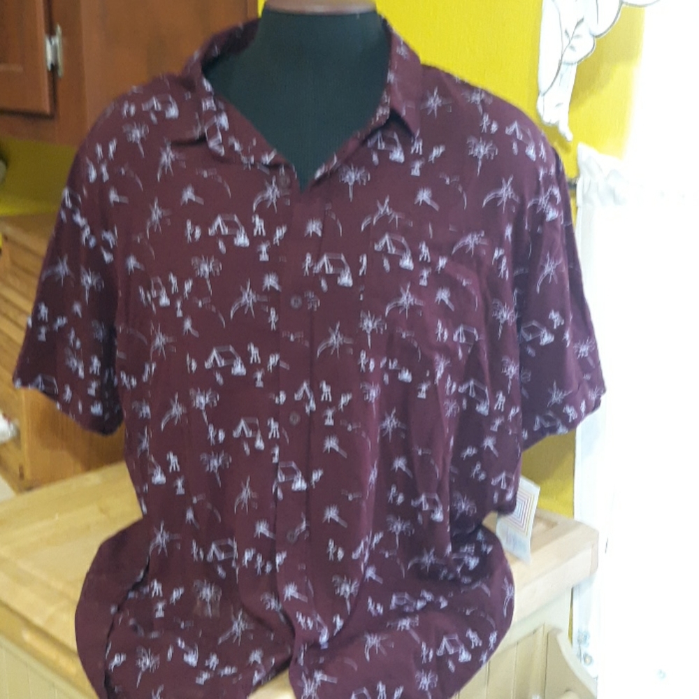 🔥HP🔥NWT Men's LulaRoe Michael printed shirt 2XL